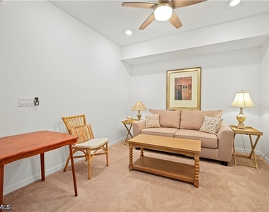 43021 Greenway Boulevard - Photo Thumbnail 15