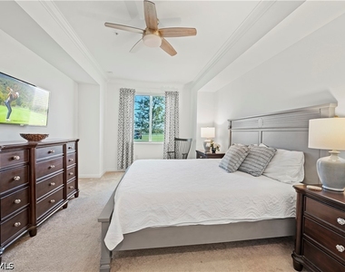 43021 Greenway Boulevard - Photo Thumbnail 10