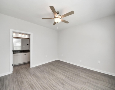 7711 Longmire Road - Photo Thumbnail 23