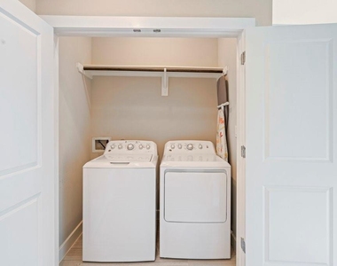 955 Saint Augustine Street - Photo Thumbnail 22