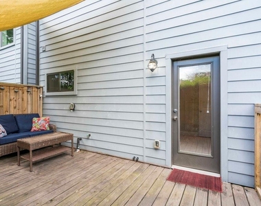 955 Saint Augustine Street - Photo Thumbnail 27