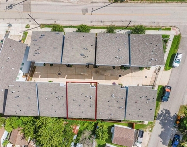 955 Saint Augustine Street - Photo Thumbnail 34