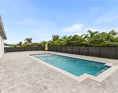 2837 Nw 3rd Street - Photo Thumbnail 21