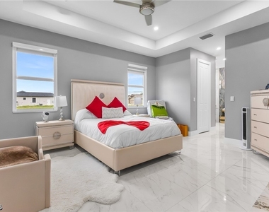 2837 Nw 3rd Street - Photo Thumbnail 15