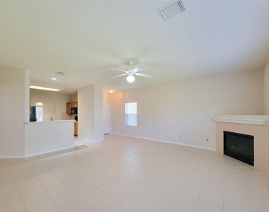 19330 Harvest Stream Way - Photo Thumbnail 6