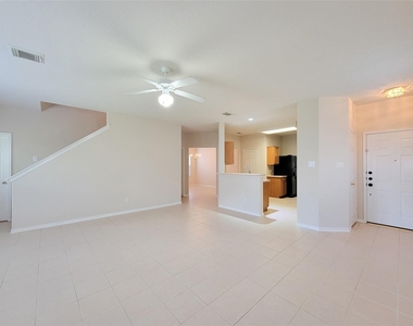 19330 Harvest Stream Way - Photo Thumbnail 5