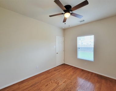 19330 Harvest Stream Way - Photo Thumbnail 25