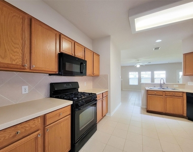 19330 Harvest Stream Way - Photo Thumbnail 13