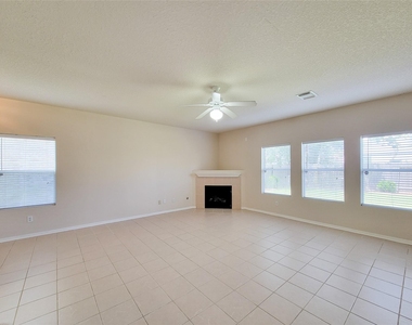 19330 Harvest Stream Way - Photo Thumbnail 7
