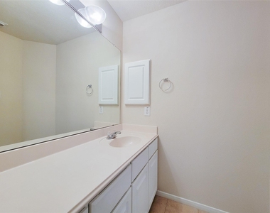 19330 Harvest Stream Way - Photo Thumbnail 34