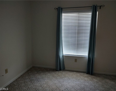 4681 Lakeside Club Boulevard - Photo Thumbnail 9