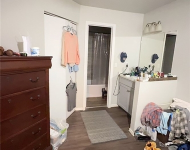 12700 Equestrian Circle - Photo Thumbnail 8