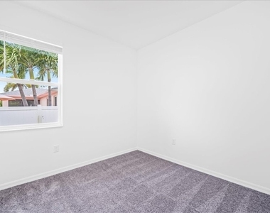 2928 Nw 27th Street - Photo Thumbnail 29