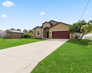 2928 Nw 27th Street - Photo Thumbnail 2