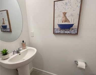 1545 Lake Jessup Circle - Photo Thumbnail 8