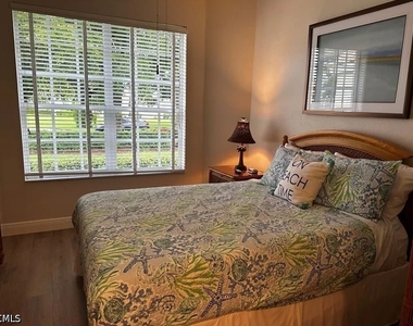 8837 E Bay Circle - Photo Thumbnail 12