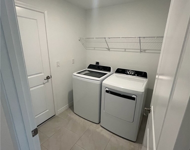 3924 Ne 17th Avenue - Photo Thumbnail 30