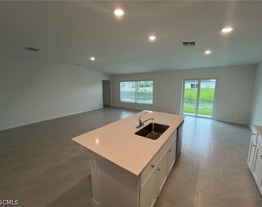 3924 Ne 17th Avenue - Photo Thumbnail 32