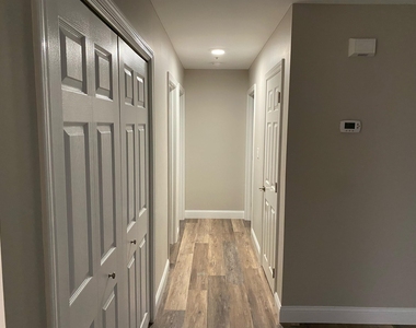 10 Barrington - Photo Thumbnail 3