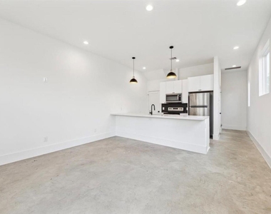 316 N Everton Street - Photo Thumbnail 1