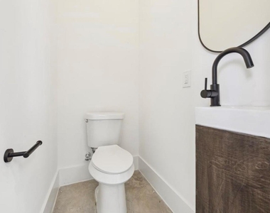 316 N Everton Street - Photo Thumbnail 5