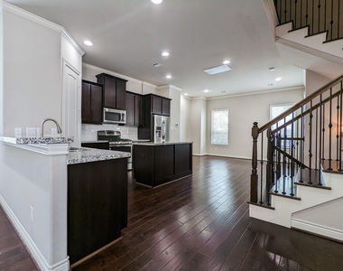 5323 Kiam Street - Photo Thumbnail 11