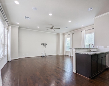 5323 Kiam Street - Photo Thumbnail 12