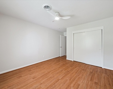 9777 Larston Street - Photo Thumbnail 15
