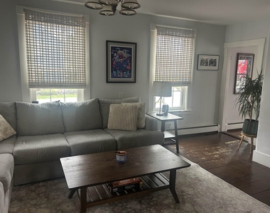 74 Park - Photo Thumbnail 3