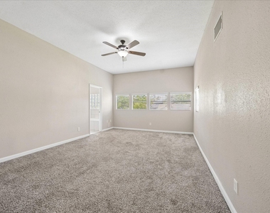 3817 Palm Street - Photo Thumbnail 8