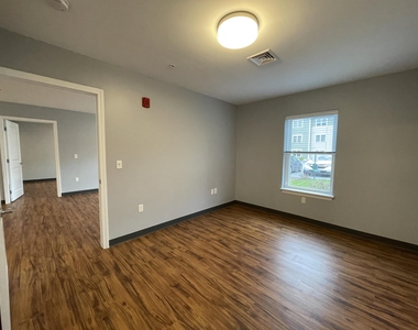 15 East Ridge - Photo Thumbnail 22