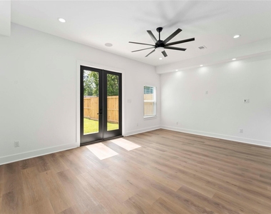 8501 Safeguard Street - Photo Thumbnail 11