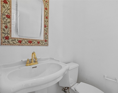 5803 Ancient Oaks Drive - Photo Thumbnail 20