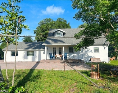 2861 N 2nd Street - Photo Thumbnail 21