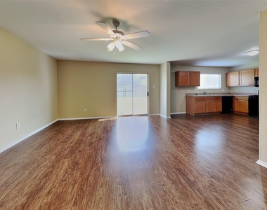 19842 Stonecross Glen Lane - Photo Thumbnail 3
