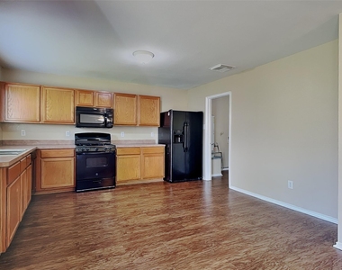 19842 Stonecross Glen Lane - Photo Thumbnail 2