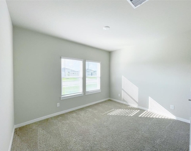 29439 Bryans Manor - Photo Thumbnail 1