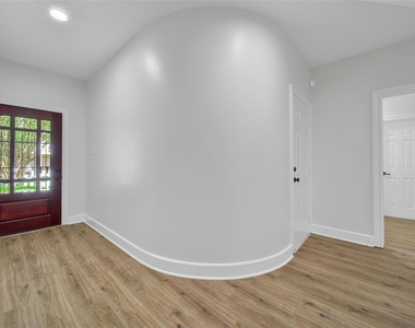 5341 Kiam Street - Photo Thumbnail 2