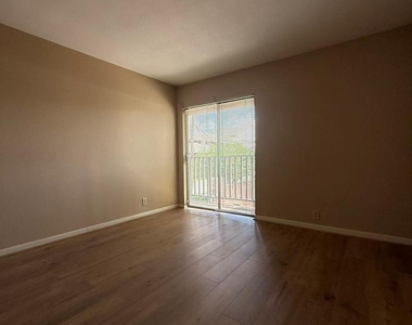 2829 Timmons Lane - Photo Thumbnail 4