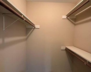 2829 Timmons Lane - Photo Thumbnail 12