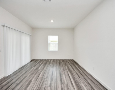 10304 Tuscan Valley Drive - Photo Thumbnail 23