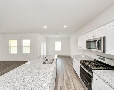 10304 Tuscan Valley Drive - Photo Thumbnail 10