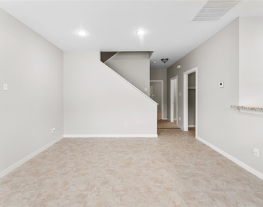 9610 Buffum Street - Photo Thumbnail 9