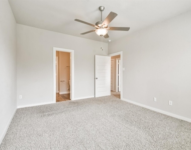 25141 Pacific Wren Drive - Photo Thumbnail 15