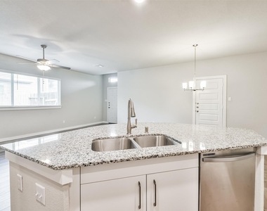 25141 Pacific Wren Drive - Photo Thumbnail 10