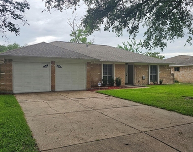 1404 Cactus Street - Photo Thumbnail 2