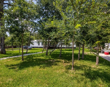 102 Hilltop Court - Photo Thumbnail 1