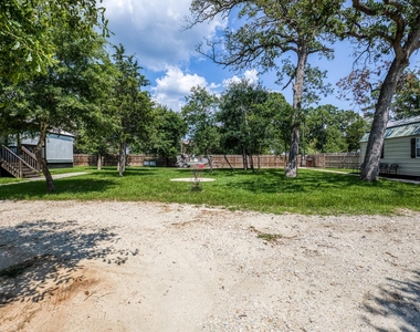 102 Hilltop Court - Photo Thumbnail 3