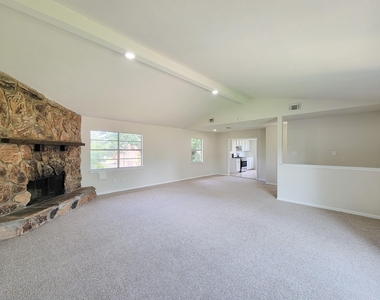 8719 Valley Song Drive - Photo Thumbnail 10
