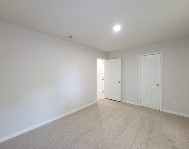8719 Valley Song Drive - Photo Thumbnail 27